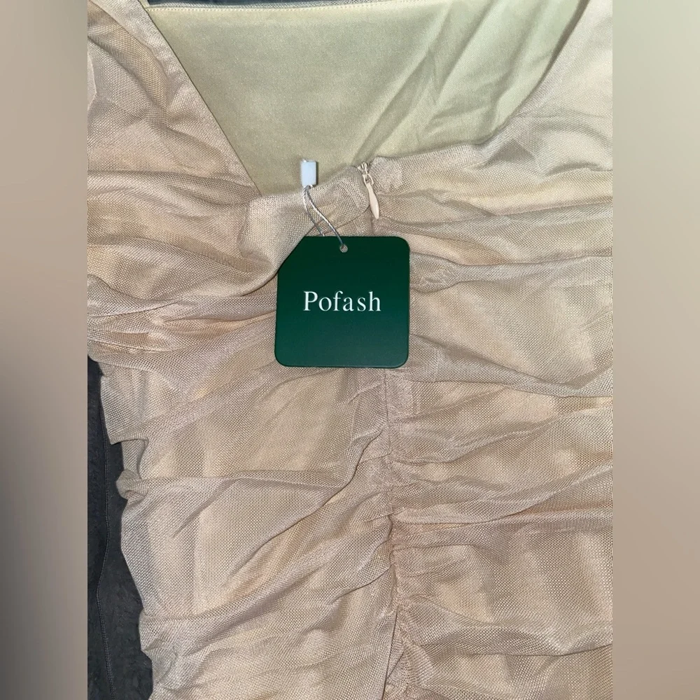 Nude mini dress - Picture 3 of 3